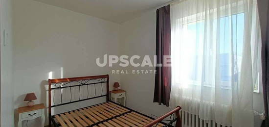 Apartament 2 camere, semidecomandat, zona Hotel Royal!