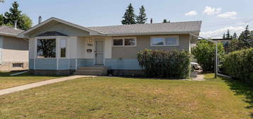 4307 51st St, Leduc, AB T9E 5B8