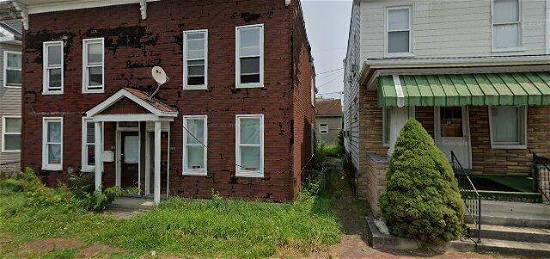 210 and 212 Arch St, Cumberland, MD 21502
