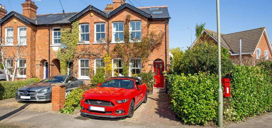 3 bedroom semi-detached house