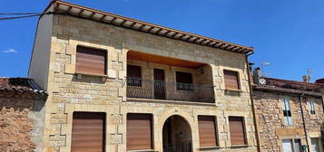 Casa en Palacios de la Sierra