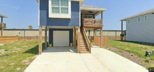 148 Port Isabel St, Port Aransas, TX 78373