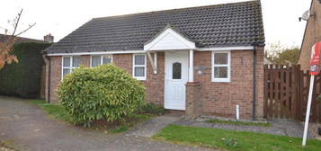 2 bedroom detached bungalow to rent