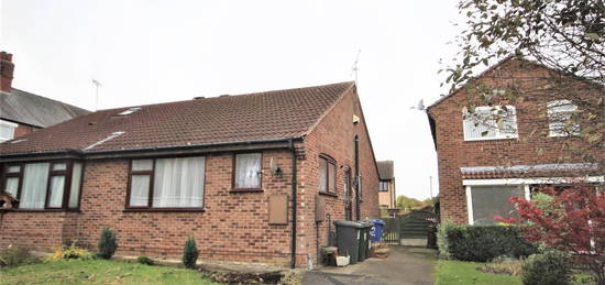 Semi-detached bungalow to rent in Meadow Way, Tadcaster LS24