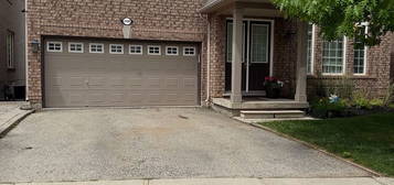 2499 Scotch Pine Dr, Oakville, ON L6M 4C4