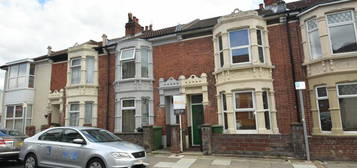 4 bedroom terraced house