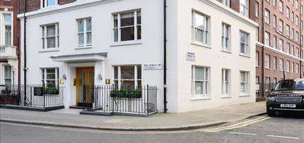 Studio to rent in Flat, Hill Street, London W1J