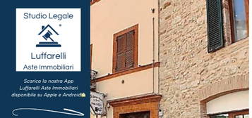 Appartamento all'asta via Castello 18, Sefro