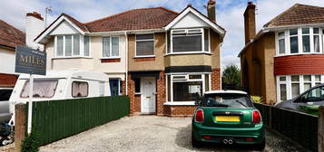 2 bed semi-detached house for sale