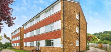 1 bedroom ground floor flat for sale