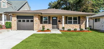 5245 Ithaca St, Metairie, LA 70006