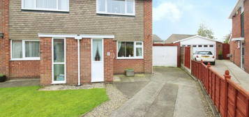 2 bedroom semi-detached house for sale