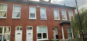 2 bedroom terraced house