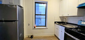 887 5th Ave APT 14, Brooklyn, NY 11232