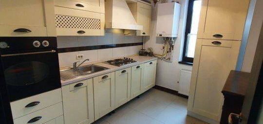 Cod E9758 - Apartament 3 Camere-Piata Domenii