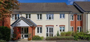 Flat for sale in Penn Road, Hazlemere, High Wycombe, Buckinghamshire HP15