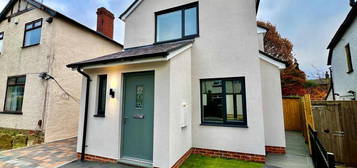 2 bedroom detached house to rent