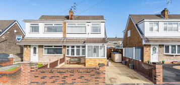 3 bed semi-detached house for sale