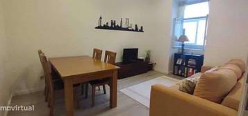 Apartamento T2+1 na Rua Morais Soares, Arroios/Penha de França, Lisboa