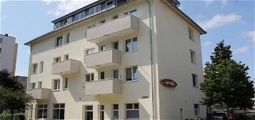 Erstbezug nach Sanierung - 2-Zimmer-Wohnung mit EBK & Balkon in TOP-Innenstadtlage