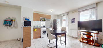 Appartement Villefranche Sur Saone 2 pièce(s) 42 m2 avec balcon et place de parking privative