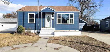 1309 Bryant Ave, Scottsbluff, NE 69361