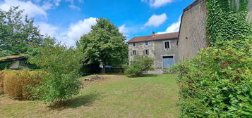 Maison 4 pièce(s), TERRES-DE-HAUTE-CHARENTE