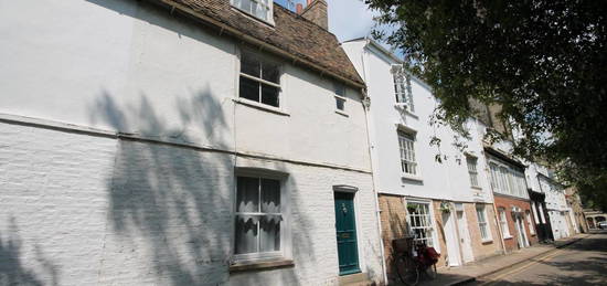 Terraced house to rent in Little St. Marys Lane, Cambridge CB2