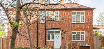 Town house for sale in Sydenham Park Road, London SE26