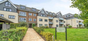 Flat for sale in Institute Road, Taplow, Maidenhead SL6