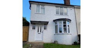 3 bed semi-detached house to rent