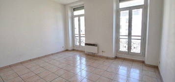 Appartement  à louer, 2 pièces, 1 chambre, 37 m²