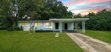 804 La Marche Dr, Jacksonville, FL 32205