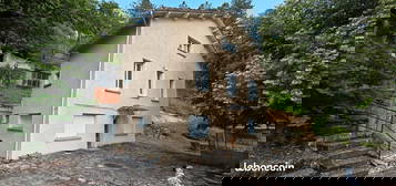 Maison avec appartement indépendant