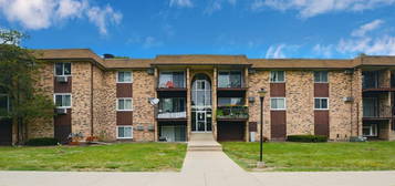 1025 Higgins Quarters Dr Apt 212, Hoffman Estates, IL 60169