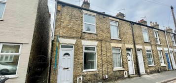 2 bedroom end of terrace house