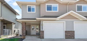 255 N Cedar Sq, Blackfalds, AB T4M 0A1