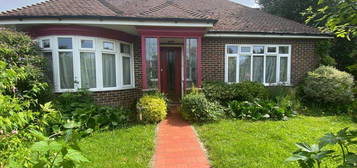 Shared accommodation to rent in Stockbridge Gardens, Chichester PO19