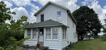 113 N 2nd St, Shippenville, PA 16254