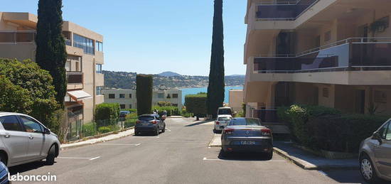 Studio +parking Bandol 3min à pied plage du vallat