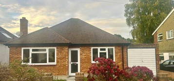 Detached bungalow to rent in Beech Avenue, Ruislip Manor, Ruislip HA4