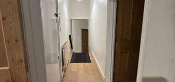 1 bedroom flat share