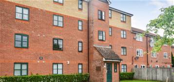 Flat to rent in Bren Court, 2 Colgate Place, Enfield, Greater London EN3