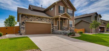 647 Clarendon Dr, Windsor, CO 80550