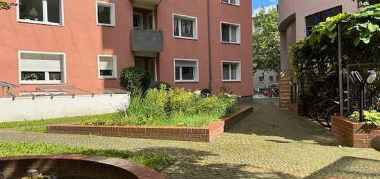 Gepflegte 2 Zi.-Wohnung mit Balkon in ruhiger Lage