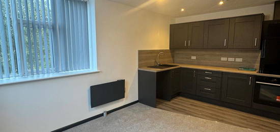 Flat to rent in East Laith Gate, Doncaster DN1