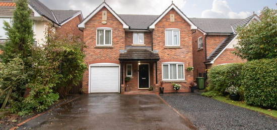 4 bed detached house for sale