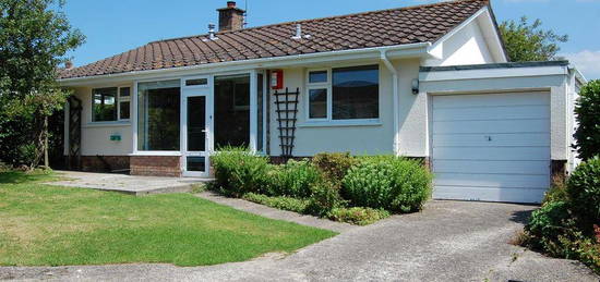 2 bedroom detached bungalow to rent