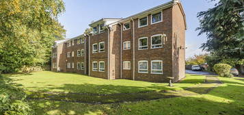 Flat for sale in Chapel Lane, Binfield, Bracknell, Berkshire RG42