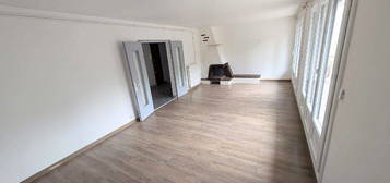 Appartement 3 pièces Châlette bourg 83m²